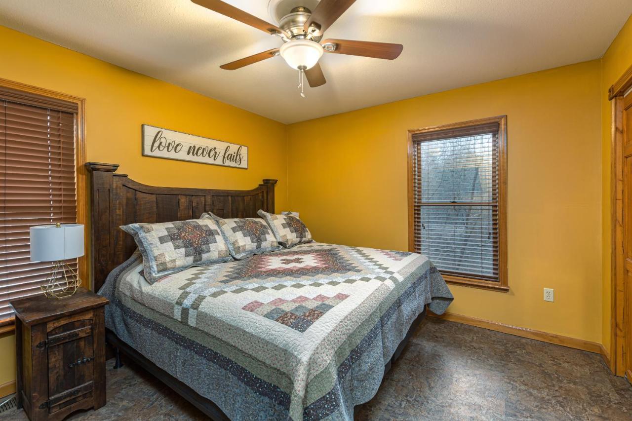 North Ridge Place Brand New Log Cabin With Hot Tub Great Location Sevierville Esterno foto